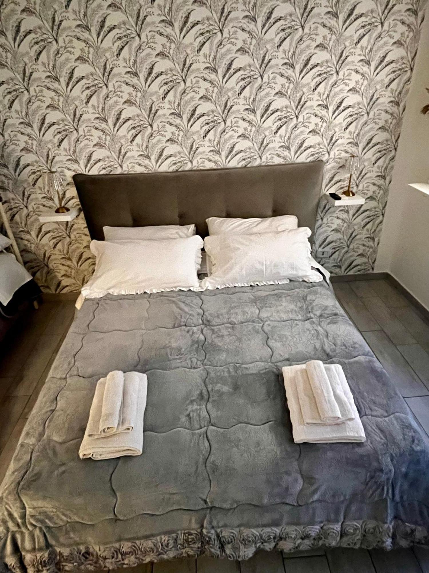 Napoli Verace - Centro Storico Spaccanapoli Apartment Nápoles Exterior foto