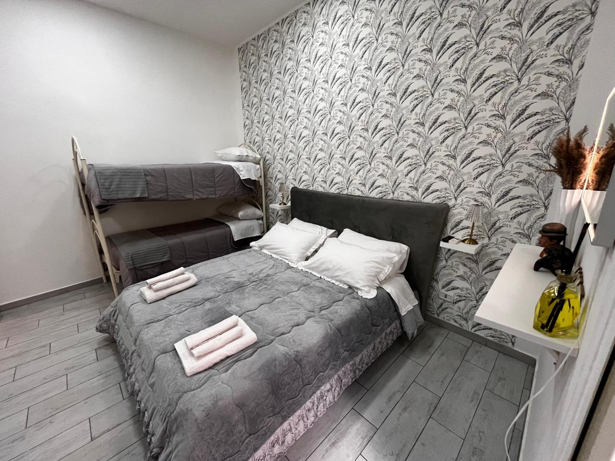 Napoli Verace - Centro Storico Spaccanapoli Apartment Nápoles Exterior foto